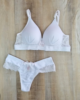 CONJUNTO SOFT DE MICROFIBRA COM RENDA ANA